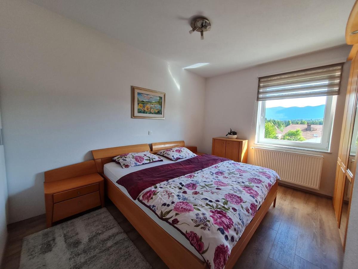 Gostilna S Prenocisci Pav Hotel Rakek Exterior photo